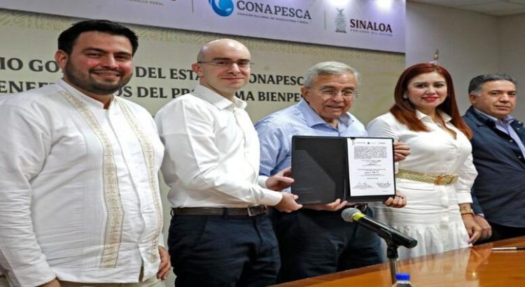 El gobernador firma convenio con Bienestar para dar inicio al Bienpesca