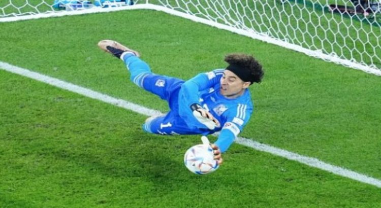 Memo Ochoa “Héroe Nacional”