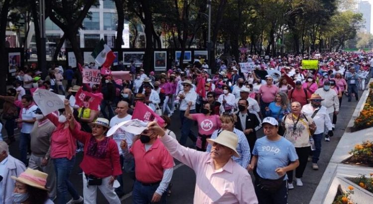 Marcha contra la reforma electoral de López Obrador