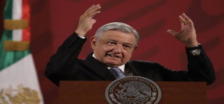 AMLO molesto por las opiniones de la vida de lujo de su hijo en el extranjero