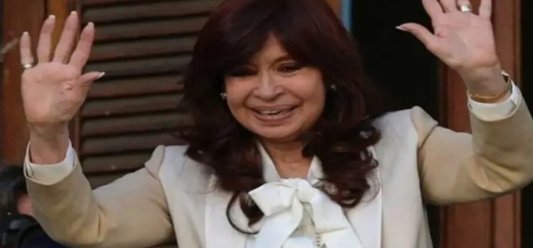 Condenan a Cristina Fernández de Kirchner a 6 años de prisión