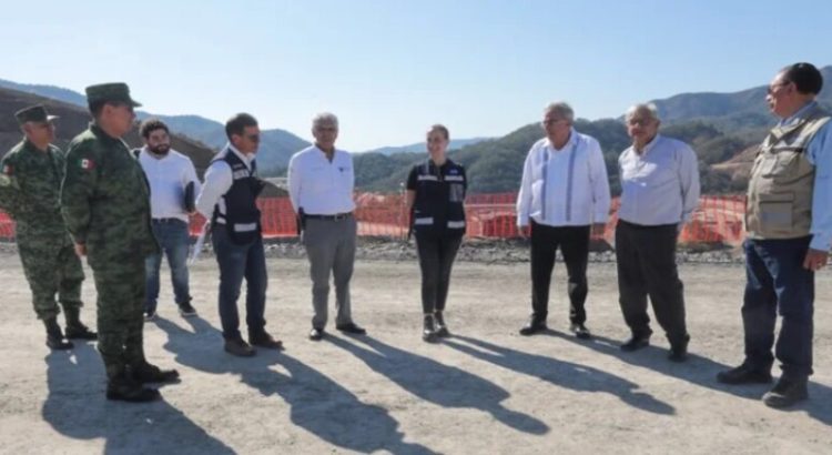 AMLO acudió a Sinaloa para supervisar las obras en las presas de Picachos y Santa María