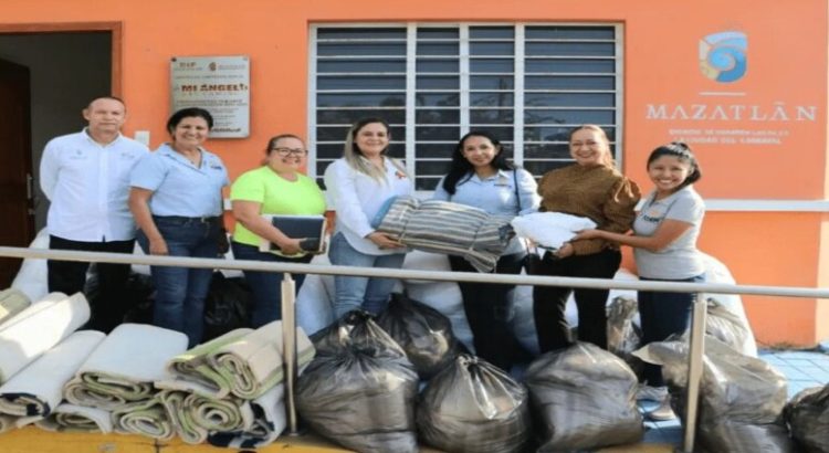 Continúan las donaciones de cobertores por parte del DIF Mazatlán