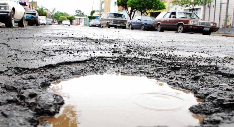 Culiacán y Mazatlán ocupan los primeros lugares por baches