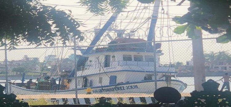 Pescador perdió la vida durante las pruebas de un barco camaronero