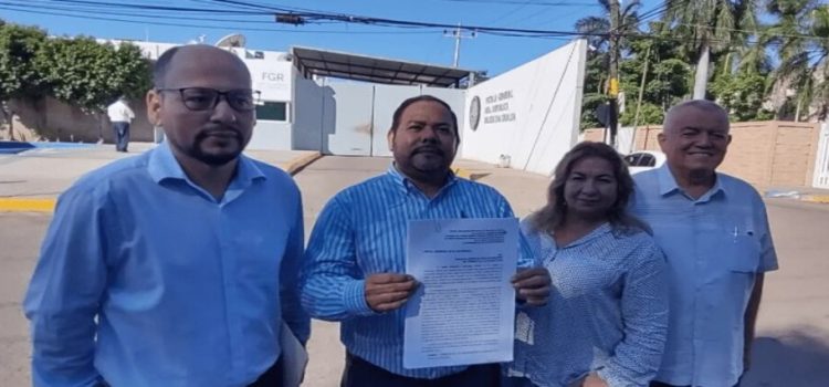 Perredistas denuncian ante la FGR al secretario de Obras Públicas de Sinaloa