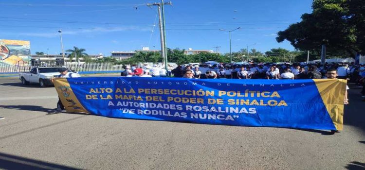 Mega marcha en Sinaloa de miles de universitarios ‘Por la autonomía de la UAS’