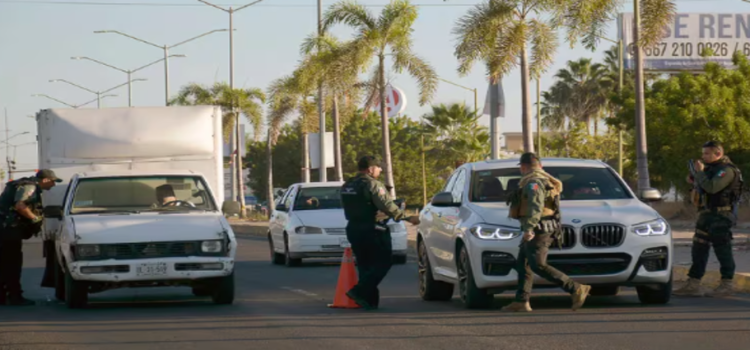 Liberan a 8 personas que habían sido secuestradas en Sinaloa