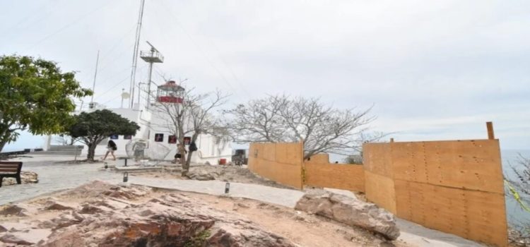 Gobierno de Mazatlán suspende obra de tirolesa en el faro por falta de permiso de construcción