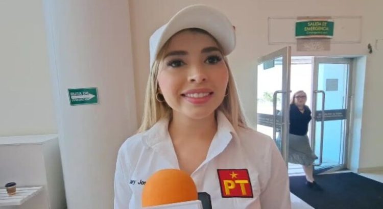 La candidata María José Lerma denuncia robo de su publicidad electoral