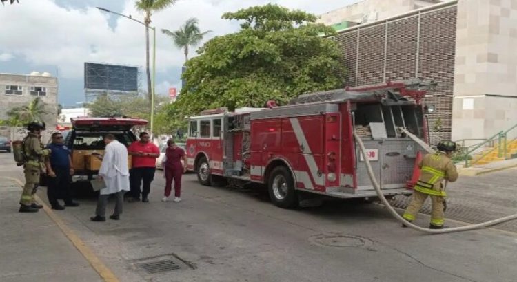 Evacuan a pacientes del Hospital del IMSS en Mazatlán por fuga de oxígeno