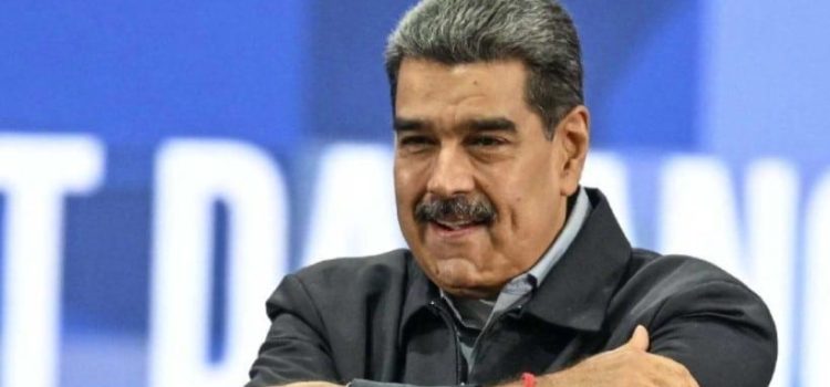 Maduro sugiere un «nuevo comienzo» con Trump