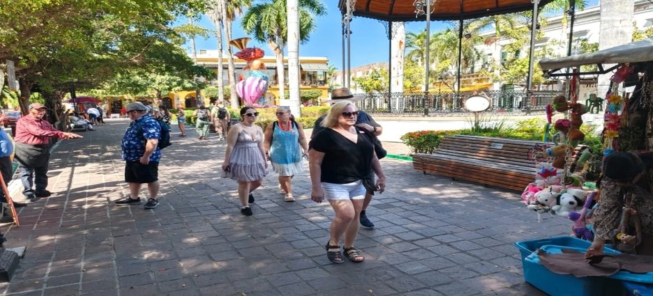 Mazatlán recibe más de 57 mil cruceristas en marzo y consolida su crecimiento turístico