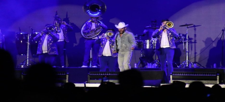 Pancho Barraza reúne a más de 10 mil en Mazatlán; Semana de la Moto cierra con desfile y Mägo de Oz