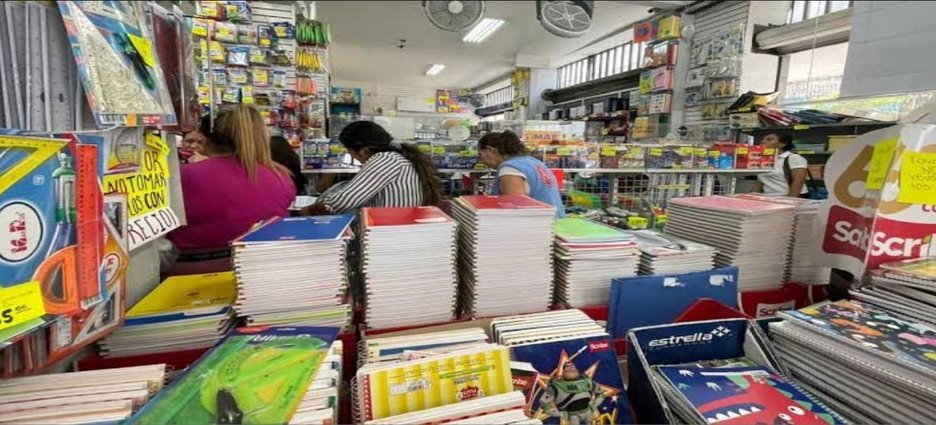 Papelerías de Mazatlán aumentan 30% sus ventas ante el regreso a clases