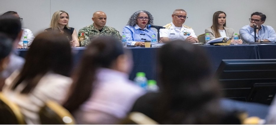 Gobierno de Sinaloa acuerda respaldar a hoteleros de Mazatlán y reforzar estrategia turística