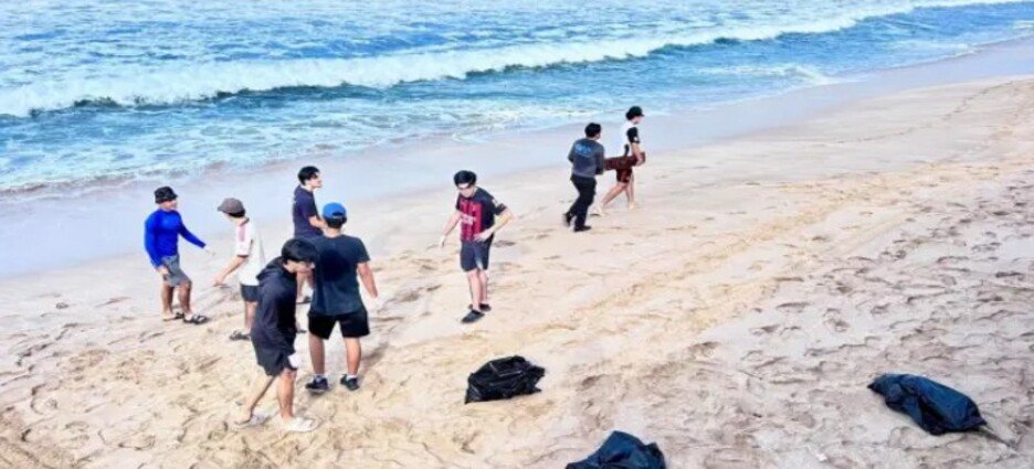Marejadas de Simón dejan hasta 2 toneladas de basura al día en playas de Mazatlán